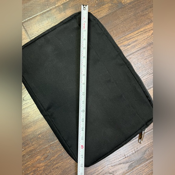 VS PINK Bling Campus Laptop Sleeve - Picture 7 of 8